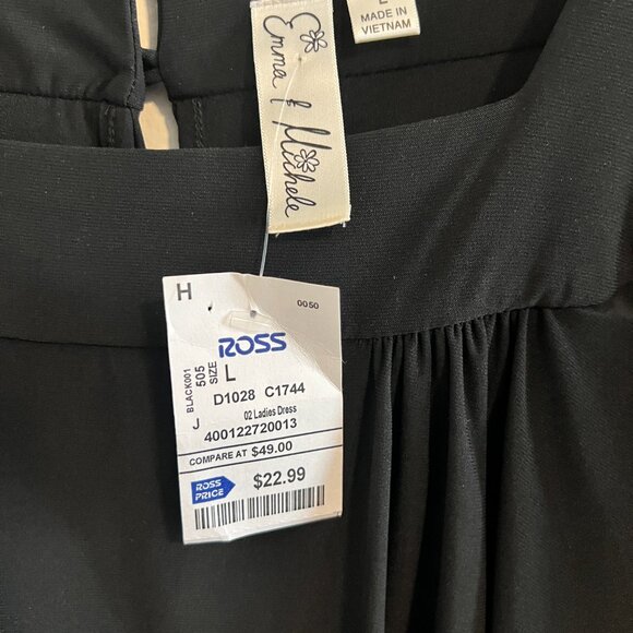 Emma & Michele Jumpsuit - Sz L (NWT) - Picture 5 of 10